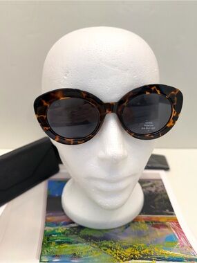 Prive Revaux Tortoiseshell Cat Eye Sunglasses - Morningside Brown Havana New